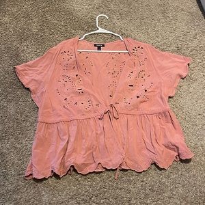 Torrid, mauve, eyelet tie in third piece